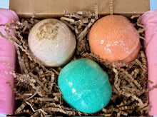 Load image into Gallery viewer, Bath Bomb Trio
